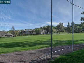 3210 Rossmoor Pkwy 4, Walnut Creek CA 94595