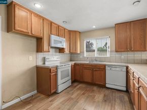 1515 Thornwood Dr, Concord CA 94521