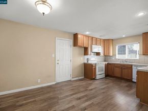 1515 Thornwood Dr, Concord CA 94521