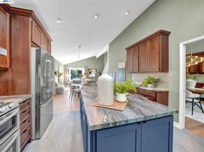 38590 Canyon Heights Dr, Fremont CA 94536