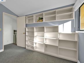 38590 Canyon Heights Dr, Fremont CA 94536