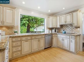 1903 Via Ferrari, Lafayette CA 94549