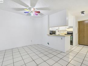 29300 Dixon St 207, Hayward CA 94544