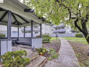 29300 Dixon St 207, Hayward CA 94544