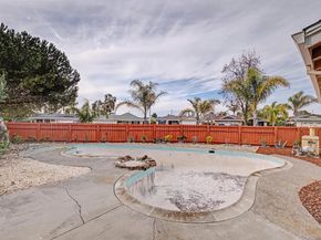 6364 Honeysuckle Dr, Newark CA 94560