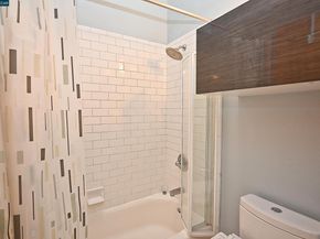 675 8Th Street 15, Oakland CA 94607