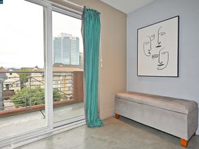 675 8Th Street 15, Oakland CA 94607