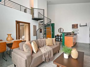 675 8Th Street 15, Oakland CA 94607