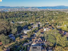 6344 Snake RD, Oakland CA 94611