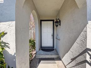 7800 Woodren Ct, Dublin CA 94568