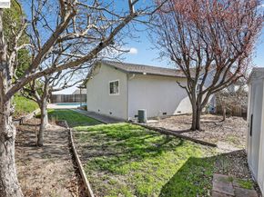 7800 Woodren Ct, Dublin CA 94568