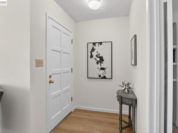 7800 Woodren Ct, Dublin CA 94568