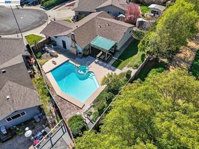 7800 Woodren Ct, Dublin CA 94568