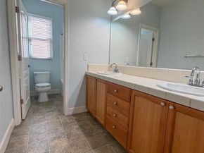 3198 S Front St, Hercules CA 94547