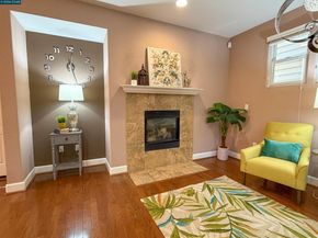 3198 S Front St, Hercules CA 94547