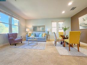 3198 S Front St, Hercules CA 94547