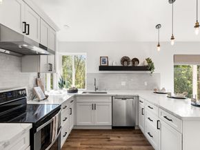 6931 Pinehaven Rd, Oakland CA 94611