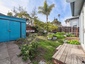 1066 Bayview Ave, Oakland CA 94610