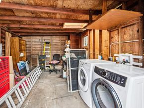 1066 Bayview Ave, Oakland CA 94610