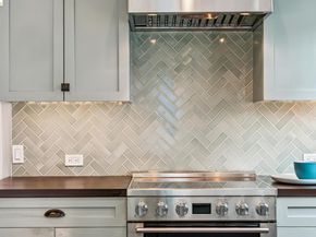 1066 Bayview Ave, Oakland CA 94610