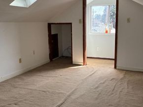 1066 Bayview Ave, Oakland CA 94610