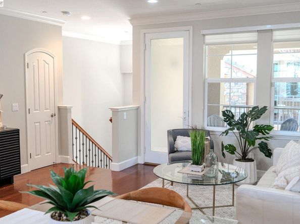 493 Tristania Terrace, Sunnyvale CA 94086