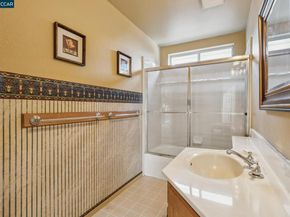 105 Crow Pl, Clayton CA 94517