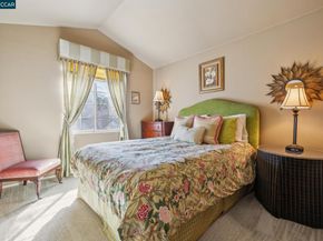 105 Crow Pl, Clayton CA 94517