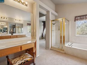 105 Crow Pl, Clayton CA 94517