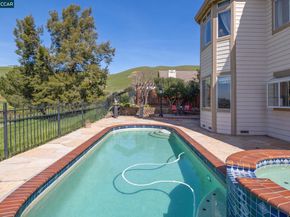 105 Crow Pl, Clayton CA 94517