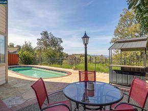 105 Crow Pl, Clayton CA 94517