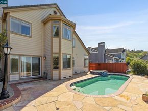 105 Crow Pl, Clayton CA 94517