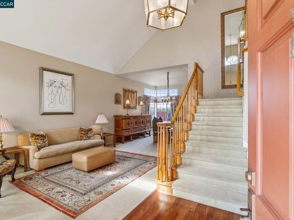 105 Crow Pl, Clayton CA 94517