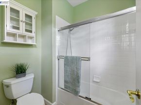 38393 Amaryllis Pl, Newark CA 94560