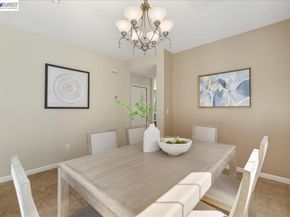 38393 Amaryllis Pl, Newark CA 94560