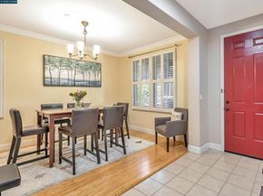 2036 Serra Ln, Hercules CA 94547