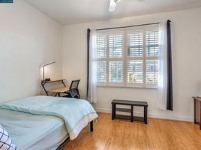 2036 Serra Ln, Hercules CA 94547