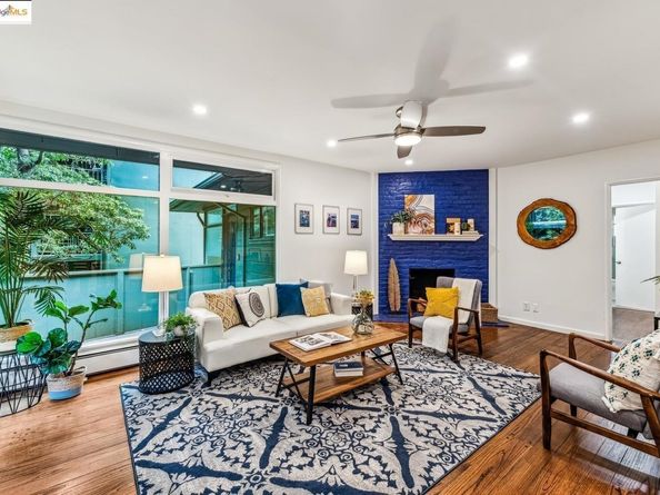 2704 Le Conte AVE 4, Berkeley CA 94709