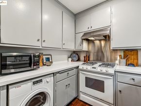 2704 Le Conte AVE 4, Berkeley CA 94709