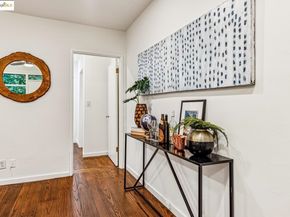 2704 Le Conte AVE 4, Berkeley CA 94709