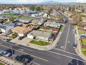 7865 Tamarack Dr, Dublin CA 94568
