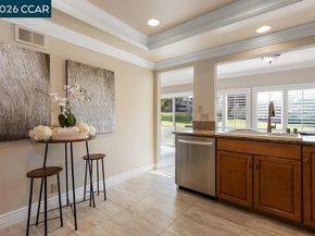 3136 Rossmoor Parkway 8, Walnut Creek CA 94595