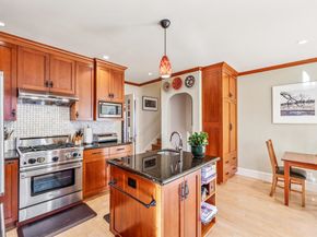 1416 Versailles Ave, Alameda CA 94501