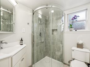 1416 Versailles Ave, Alameda CA 94501