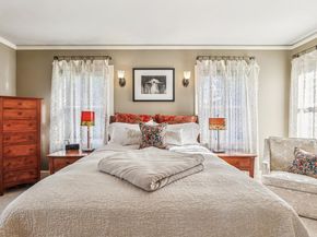 1416 Versailles Ave, Alameda CA 94501