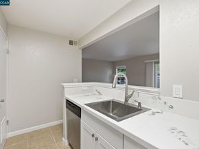 210 Reflections Dr 14, San Ramon CA 94583