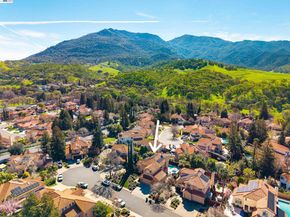 258 El Pueblo Place, Clayton CA 94517