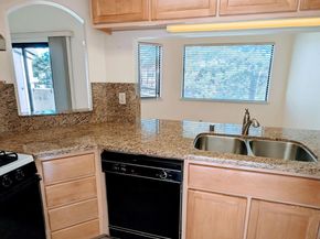 21103 Gary Dr 304D, Hayward CA 94546