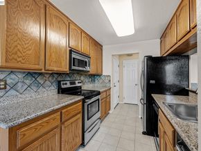 21117 Gary Dr 217, Hayward CA 94546