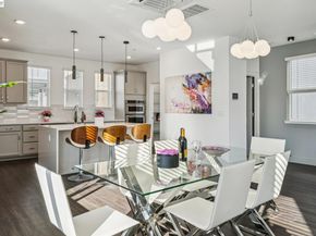 646 Eucalyptus Way, Alameda CA 94501